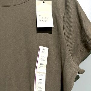 Brown classic Tee